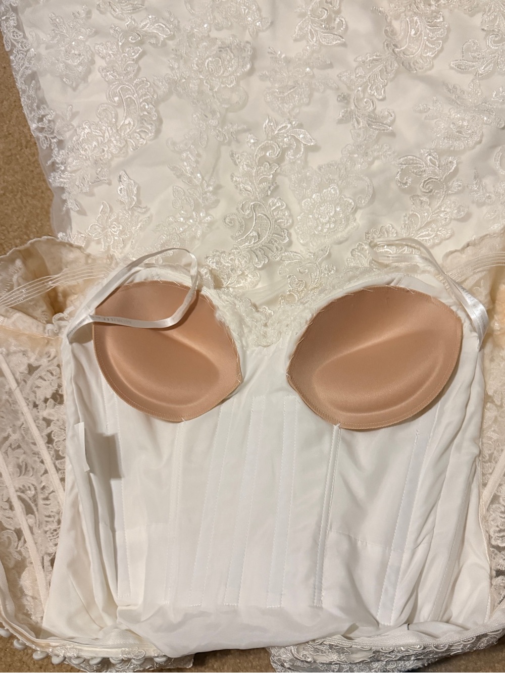 Mori Lee | 4 | Kindsry Off-Shoulder Lace Bridal Gown in Cream - Picture 12 of 14